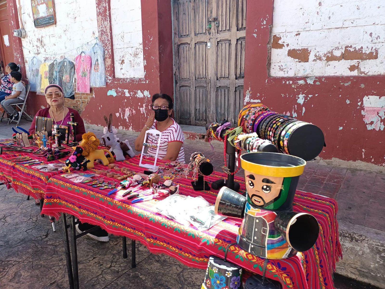Artesanos reportan bajas ventas en Chiapa de Corzo - Noticias Voz e