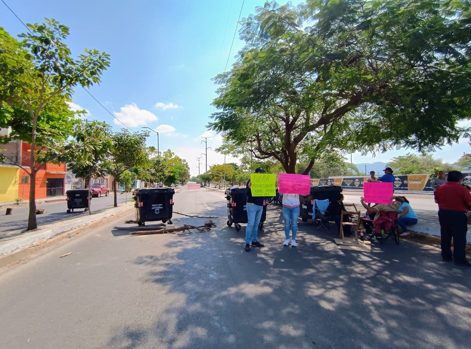 Bloquean el Libramiento Norte de Tuxtla - Noticias Voz e Imagen de Chiapas
