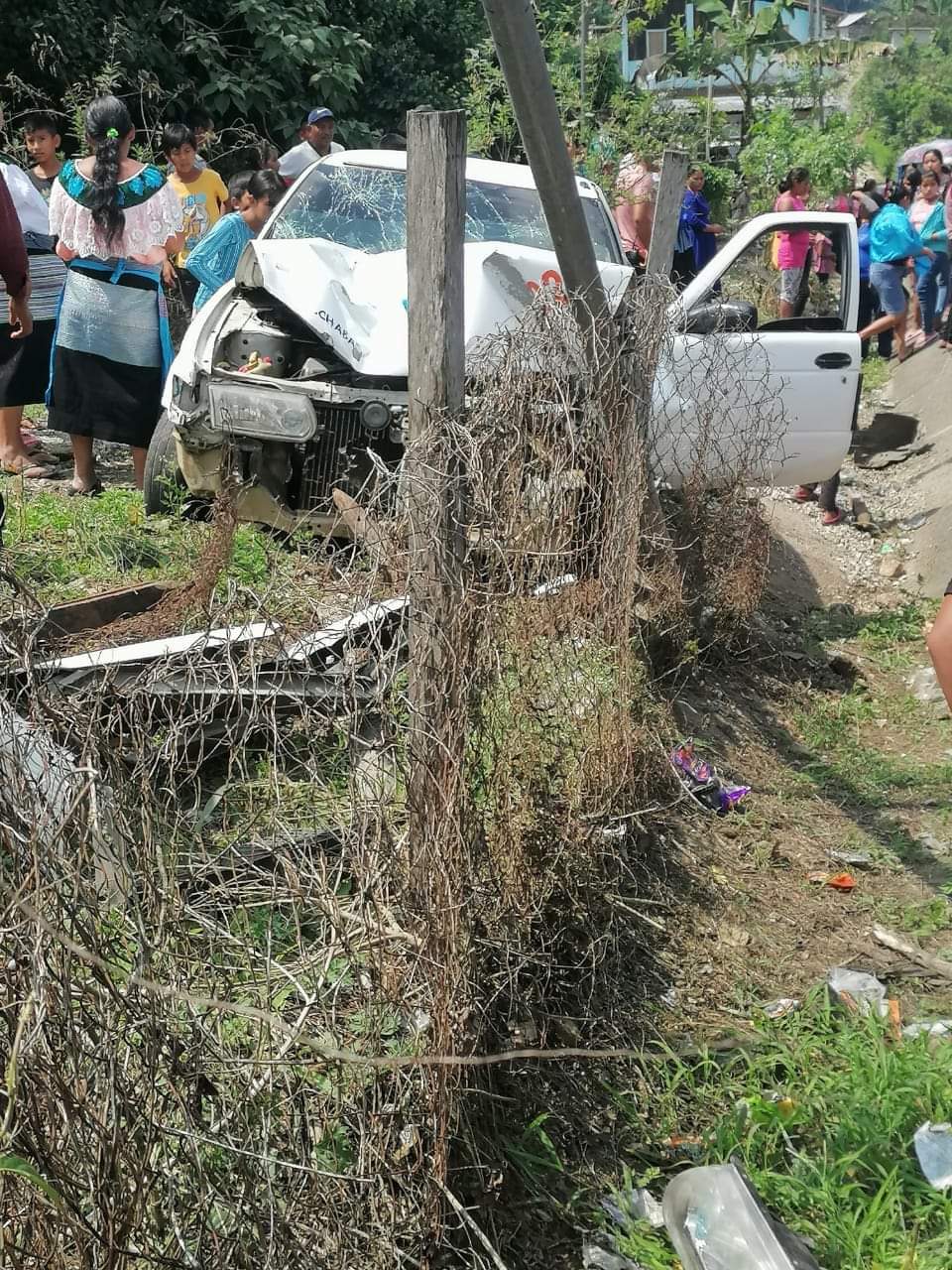 Fuerte accidente deja una persona sin vida y dos heridos - Noticias Voz ...