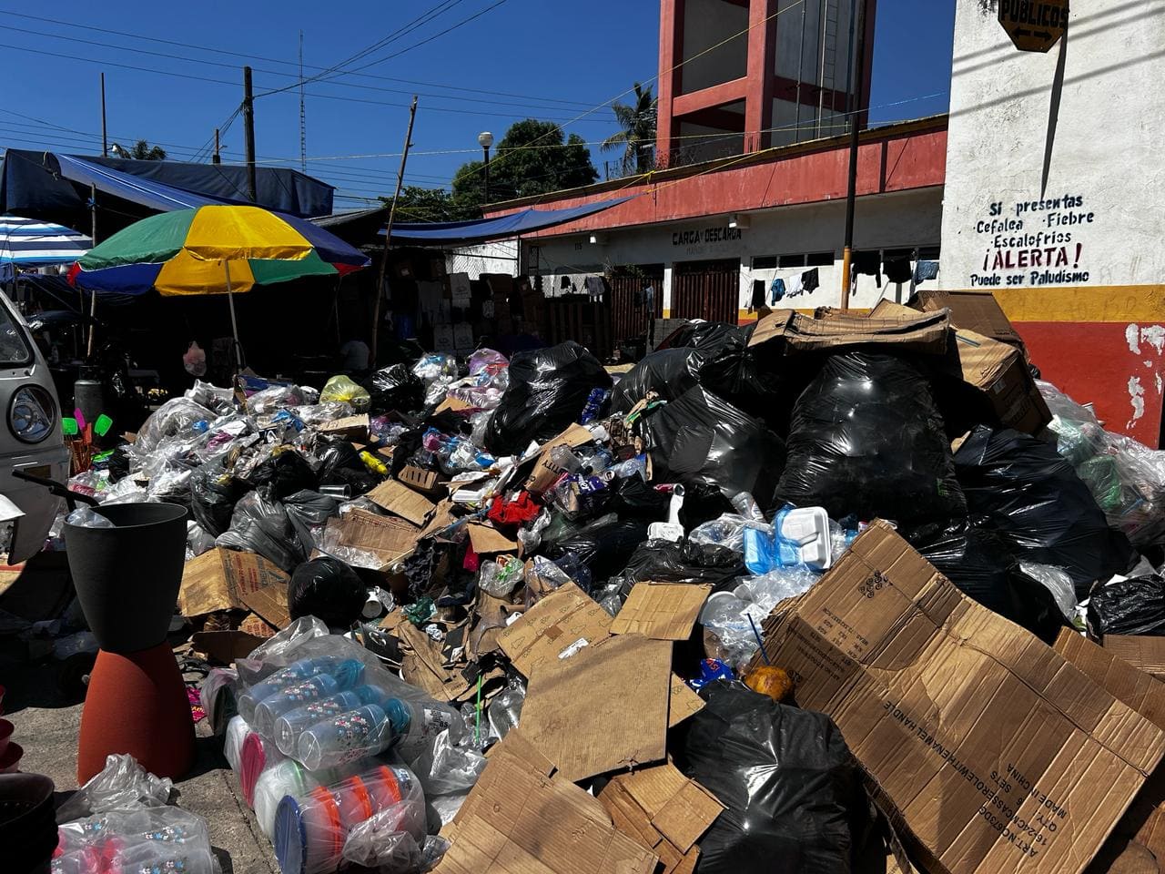Enorme basurero en la entrada a México - Noticias Voz e Imagen de Chiapas