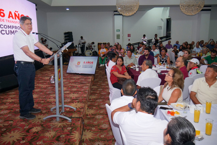 Dio su último informe - Noticias Voz e Imagen de Chiapas