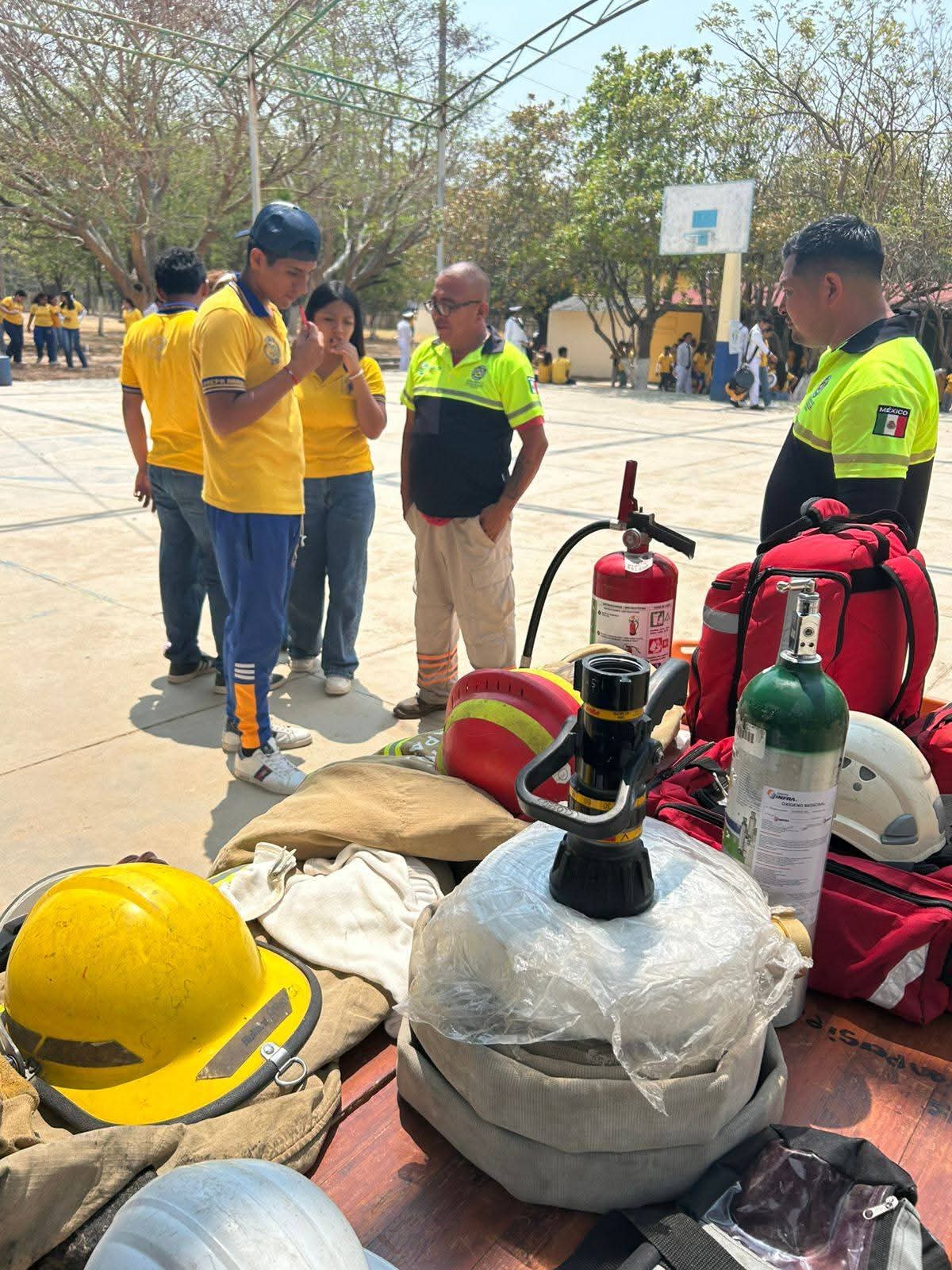 Realizan jornada de la paz en escuela preparatoria en Arriaga ...