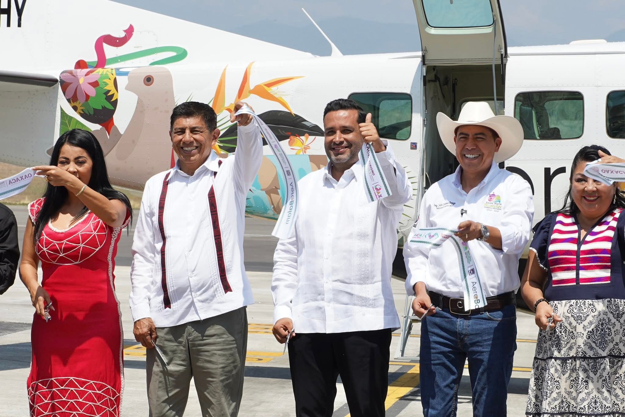 Inauguran vuelo Tuxtla- Huatulco - Noticias Voz e Imagen de Chiapas