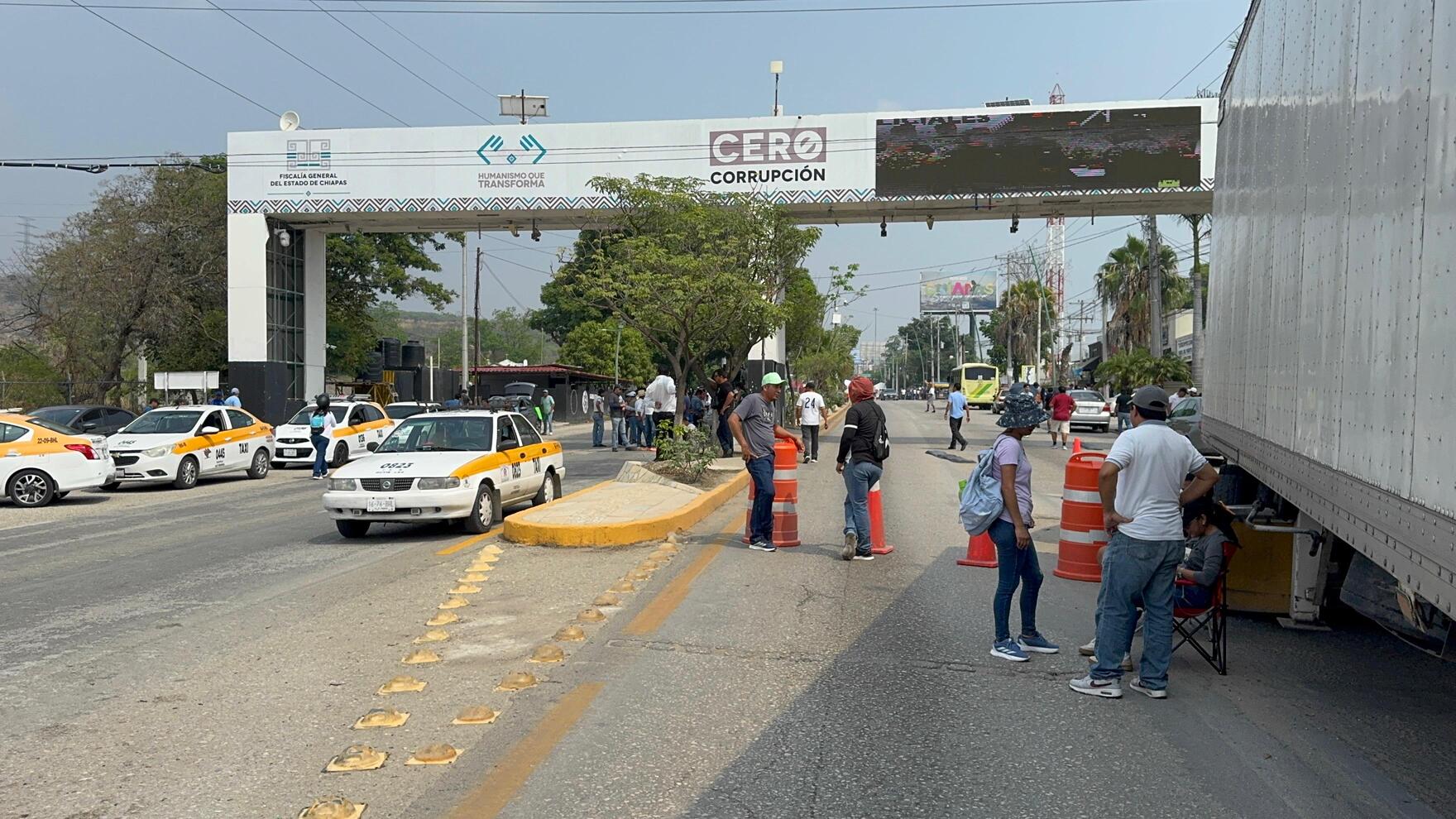 Cierre de ciclo escolar en riesgo tras paro de maestros - Noticias Voz ...
